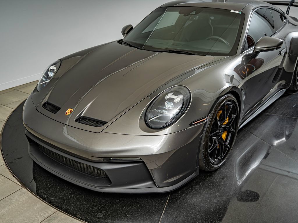 Certified 2022 Porsche 911 GT3 RWD image 18