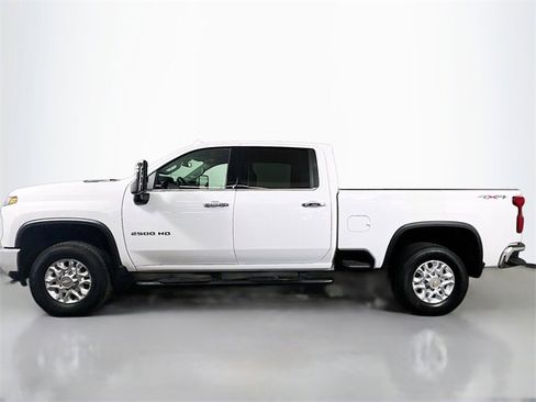 Used 2024 Chevrolet Silverado 2500 LTZ image 6