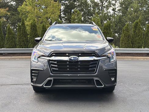 Used 2025 Subaru Ascent Touring AWD/4WD image 13