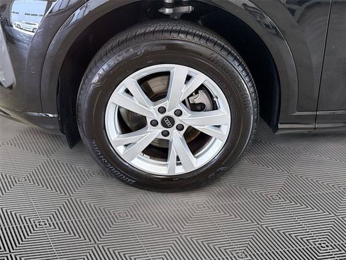 Certified 2025 Audi Q5 Premium w/ Convenience Package AWD/4WD image 31
