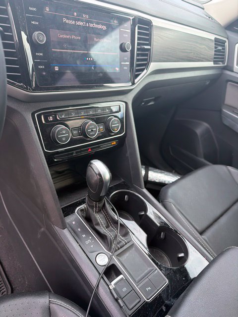 Used 2023 Volkswagen Atlas SE w/ Panoramic Sunroof Package FWD image 9