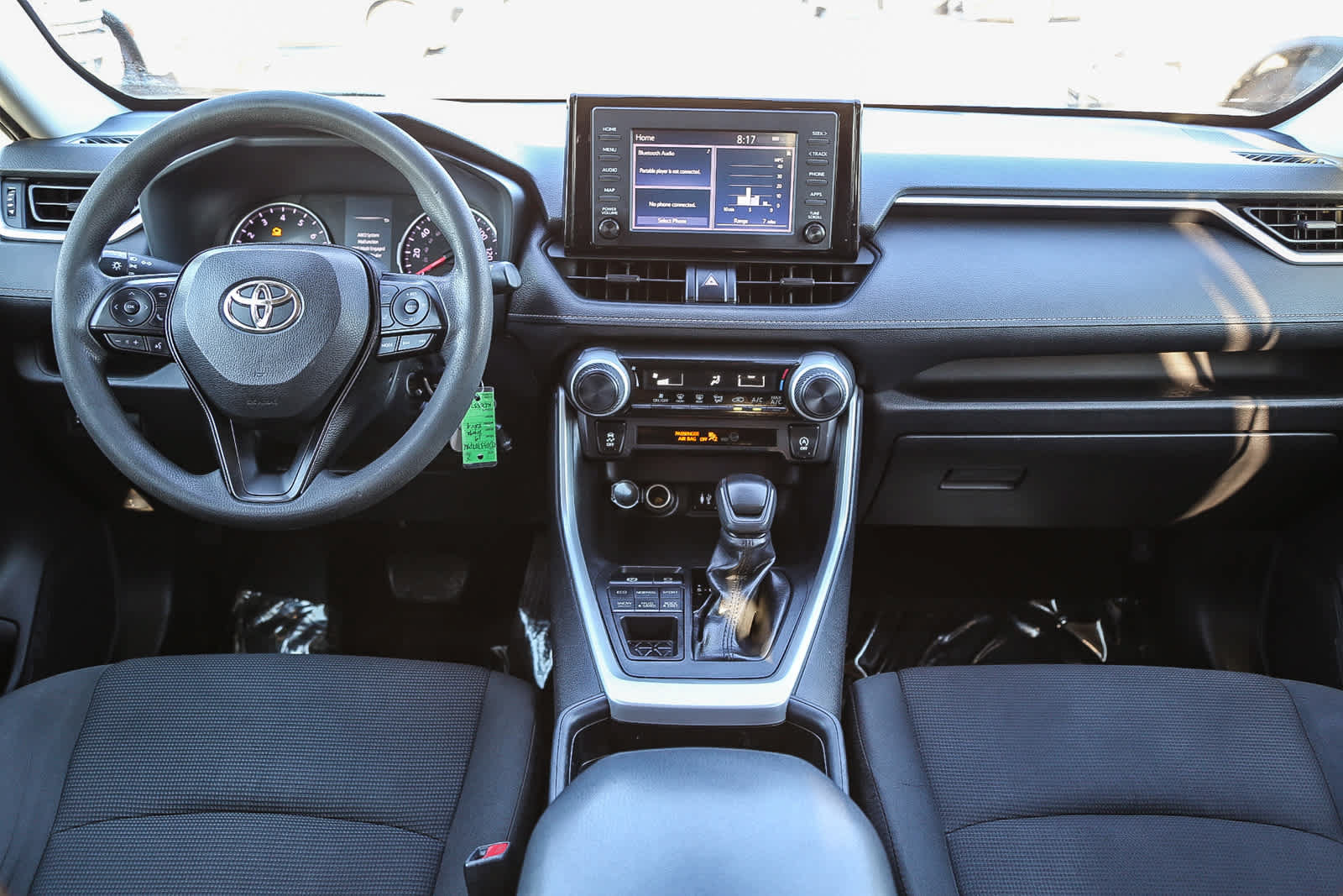 Used 2019 Toyota RAV4 LE w/ Carpet Mat Package AWD/4WD image 11