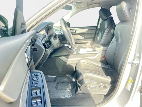 Used 2024 Acura MDX FWD w/ Technology Package image 11