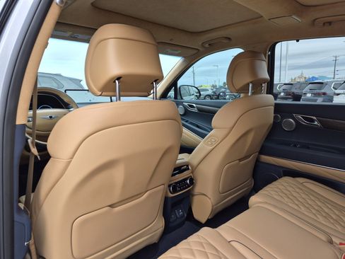 Used 2024 Genesis GV80 3.5T w/ Prestige Package image 34