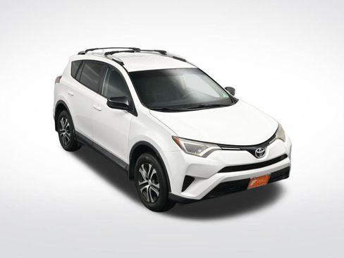 Used 2016 Toyota RAV4 LE image 46