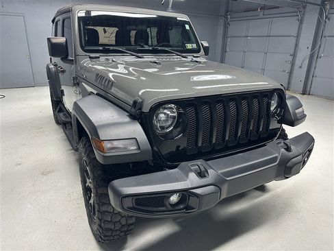 Used 2021 Jeep Wrangler Unlimited Sport image 9