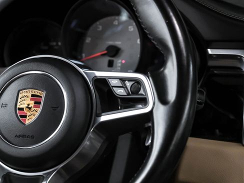 Used 2019 Porsche Macan S image 24