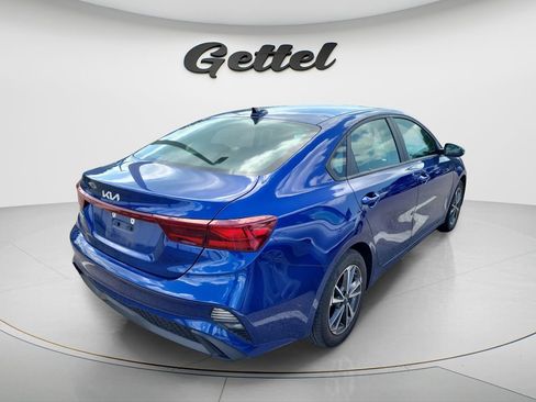 Used 2023 Kia Forte LXS w/ LXS Technology Package image 3