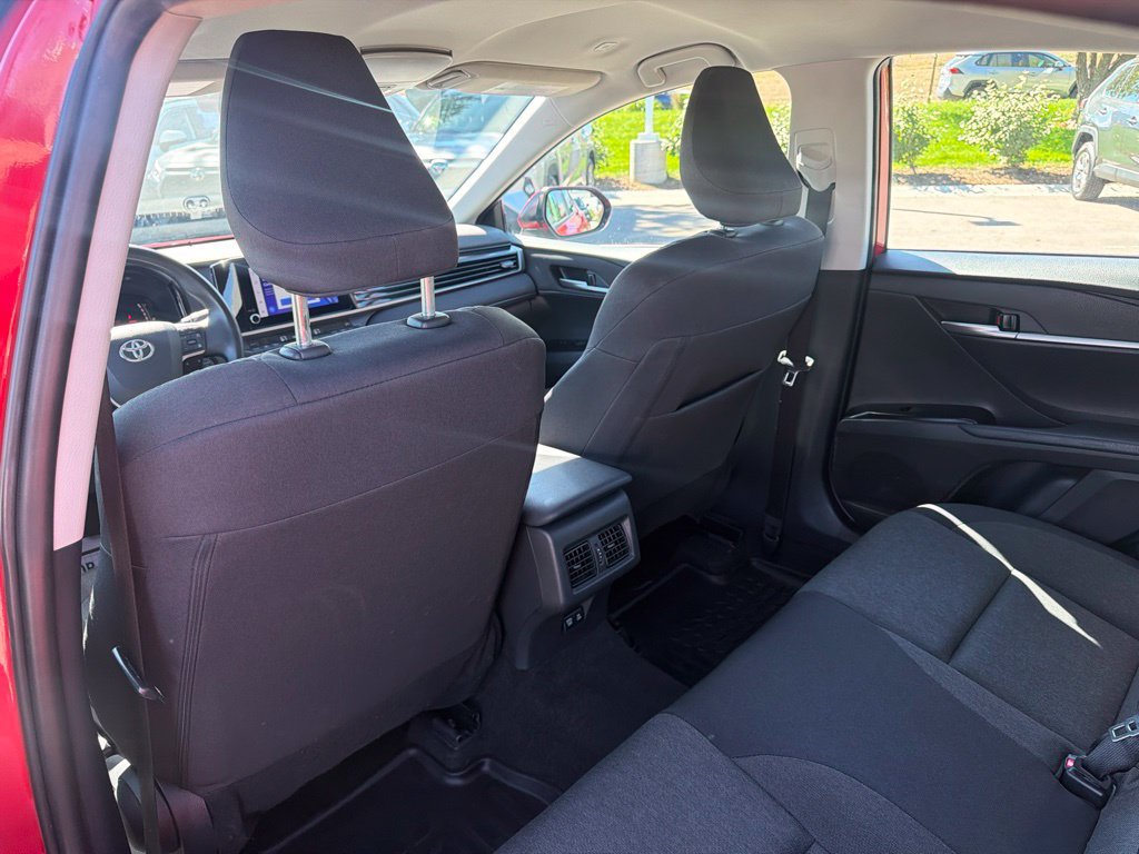 Used 2025 Toyota Camry LE FWD image 19