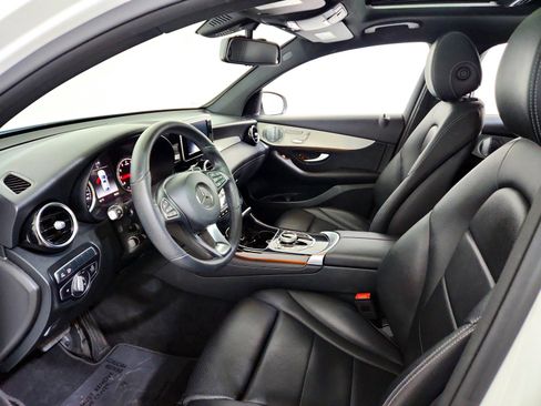 Used 2019 Mercedes-Benz GLC 300 GLC 300 image 8