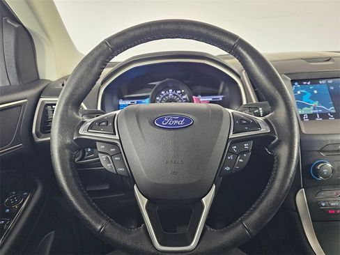 Used 2016 Ford Edge SEL w/ Equipment Group 201A image 27