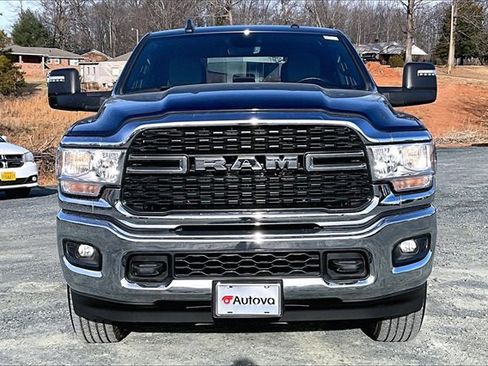 Used 2024 RAM 2500 Big Horn w/ Bed Utility Group image 6