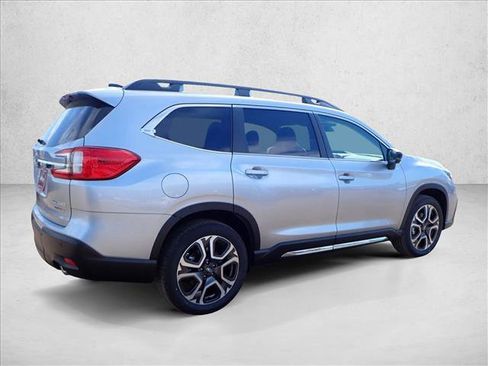 New 2025 Subaru Ascent Limited image 4