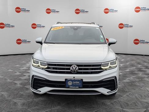 Used 2022 Volkswagen Tiguan SEL R-Line image 2