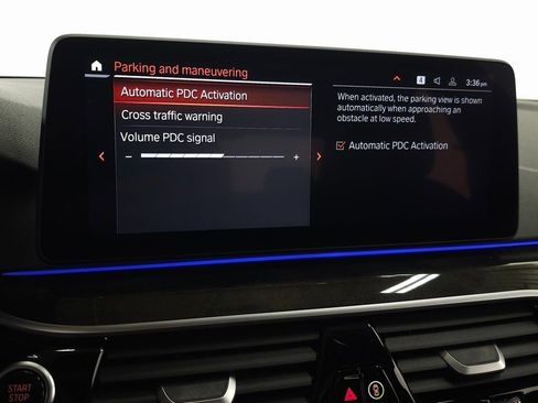 Used 2023 BMW 530i xDrive w/ Premium Package image 27