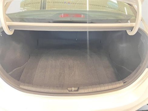 Used 2021 Hyundai Accent SE image 8
