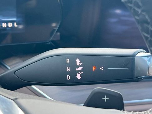 New 2026 Chevrolet Suburban High Country AWD/4WD image 20