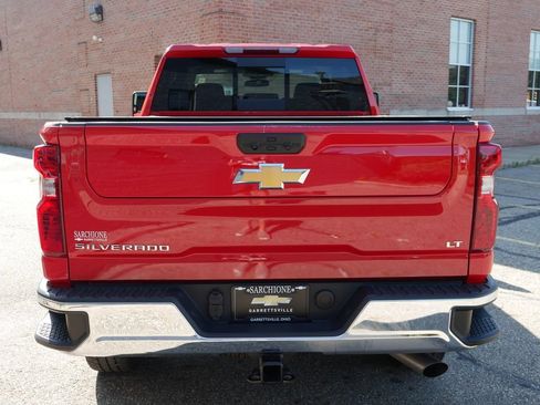 Used 2024 Chevrolet Silverado 2500 LT w/ Convenience Package AWD/4WD image 8