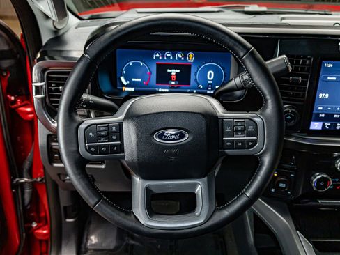 Used 2024 Ford F250 Lariat w/ Lariat Ultimate Package image 17