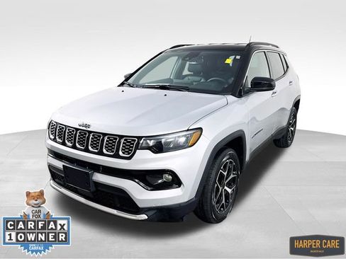Used 2025 Jeep Compass Limited AWD/4WD image 1