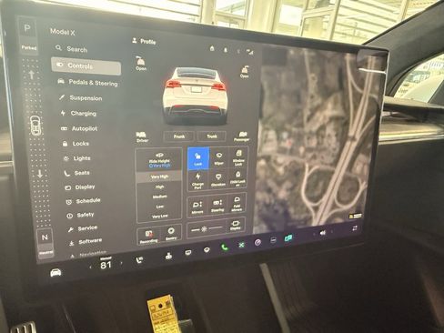 Used 2023 Tesla Model X image 31