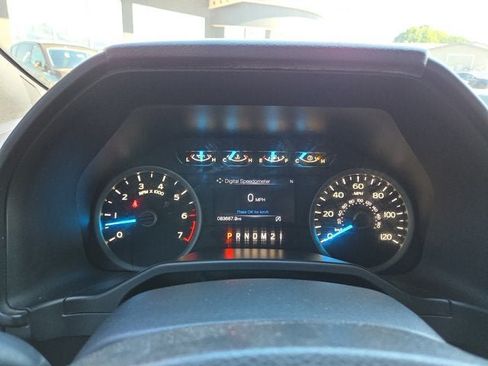 Used 2016 Ford F150 XLT w/ Equipment Group 302A Luxury AWD/4WD image 22