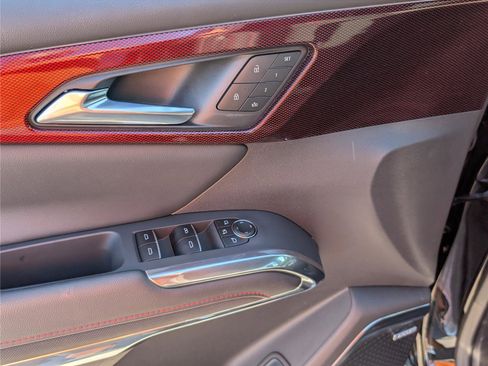 New 2026 Chevrolet Traverse RS AWD/4WD image 17