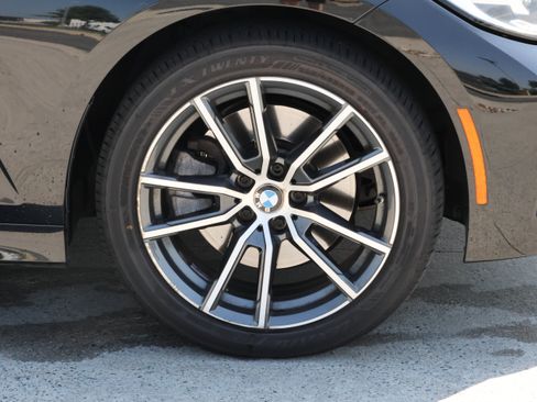 Used 2021 BMW 330i xDrive Sedan w/ Convenience Package AWD/4WD image 11