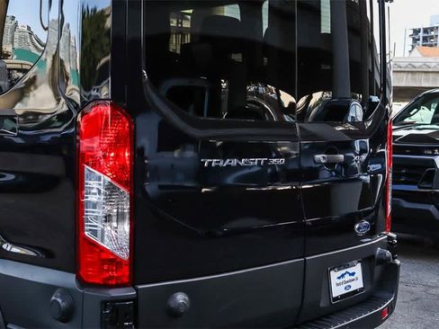 Used 2024 Ford Transit 350 XLT image 9
