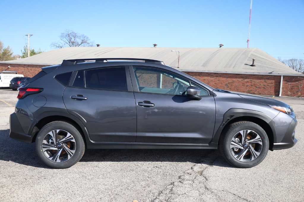 Used 2026 Subaru Crosstrek 2.5i Premium AWD/4WD image 5