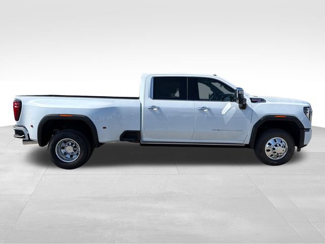 New 2026 GMC Sierra 3500 Denali w/ Denali Reserve Package AWD/4WD image 8