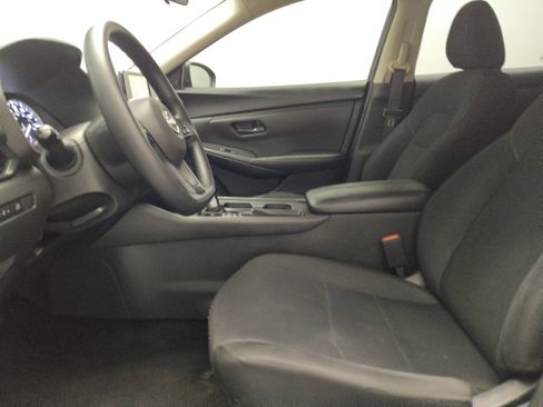 Used 2024 Nissan Sentra S FWD image 17