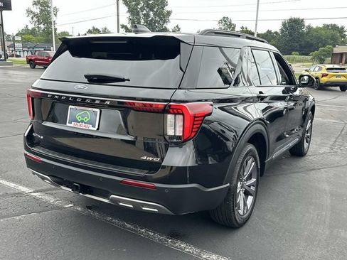 Used 2025 Ford Explorer Active w/ Active Comfort Package AWD/4WD image 7