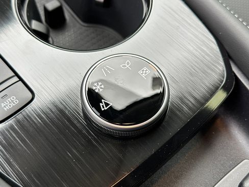 New 2026 Nissan Rogue Platinum w/ Tech Package image 34