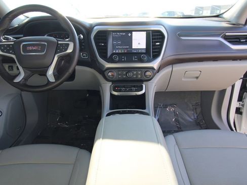 Used 2023 GMC Acadia SLT w/ Preferred Package image 52