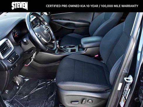 Certified 2020 Kia Sorento S image 10