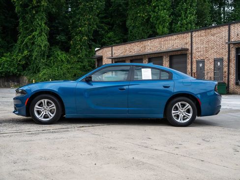 Used 2023 Dodge Charger SXT RWD image 4