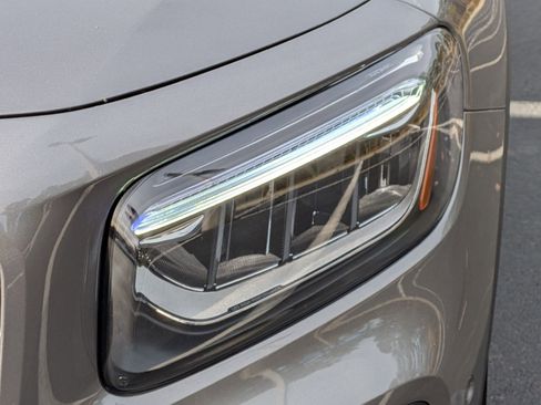 New 2026 Mercedes-Benz GLB 250 4MATIC image 6