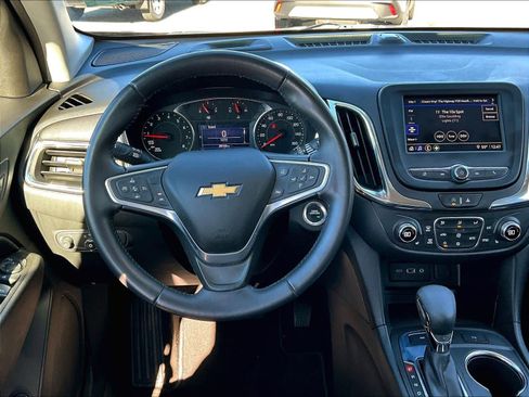 Used 2022 Chevrolet Equinox LT image 17