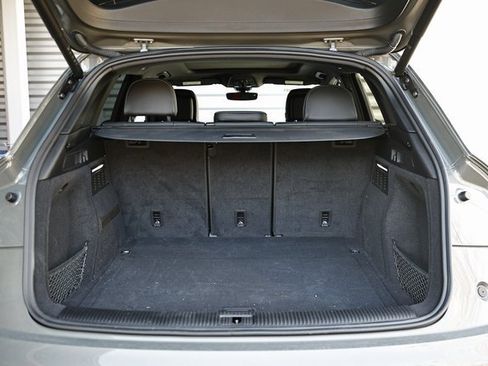 Used 2025 Audi Q5 2.0T Premium Plus w/ Premium Plus Package image 31