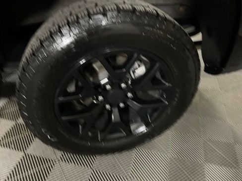 Used 2020 Chevrolet Silverado 1500 LT w/ All-Star Edition image 46