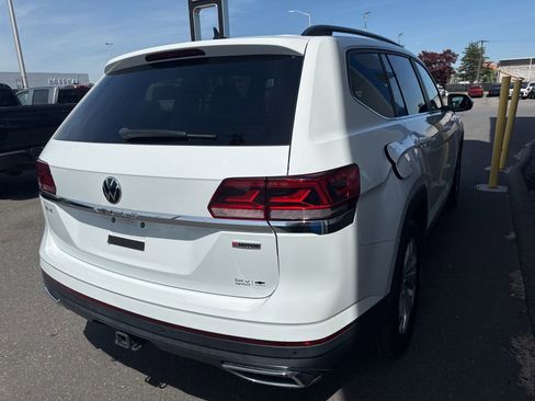 Used 2021 Volkswagen Atlas SE w/ Panoramic Sunroof Package AWD/4WD image 6