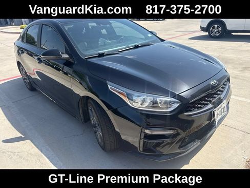 Used 2021 Kia Forte GT-Line w/ GT-Line Premium Package FWD image 2