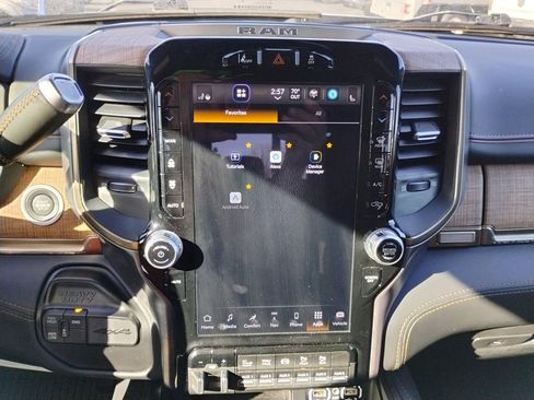 Used 2024 RAM 3500 Limited w/ Safety Group image 38