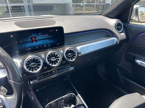 Used 2023 Mercedes-Benz GLB 250 image 5