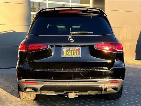 Used 2021 Mercedes-Benz GLS 450 4MATIC image 4