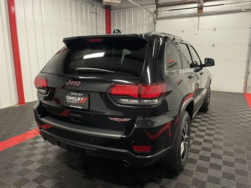Used 2020 Jeep Grand Cherokee Trailhawk image 20