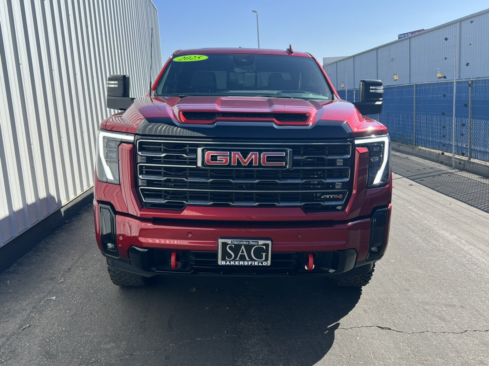 Used 2025 GMC Sierra 3500 AT4 w/ AT4 Premium Plus Package AWD/4WD image 2