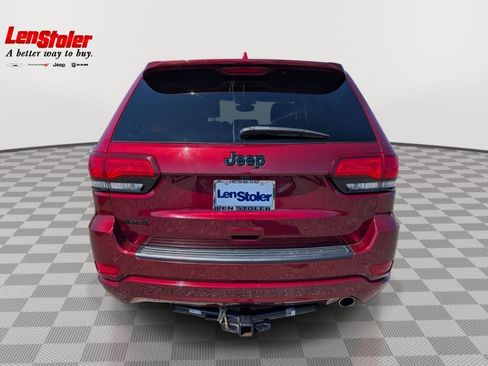 Used 2019 Jeep Grand Cherokee Altitude image 4