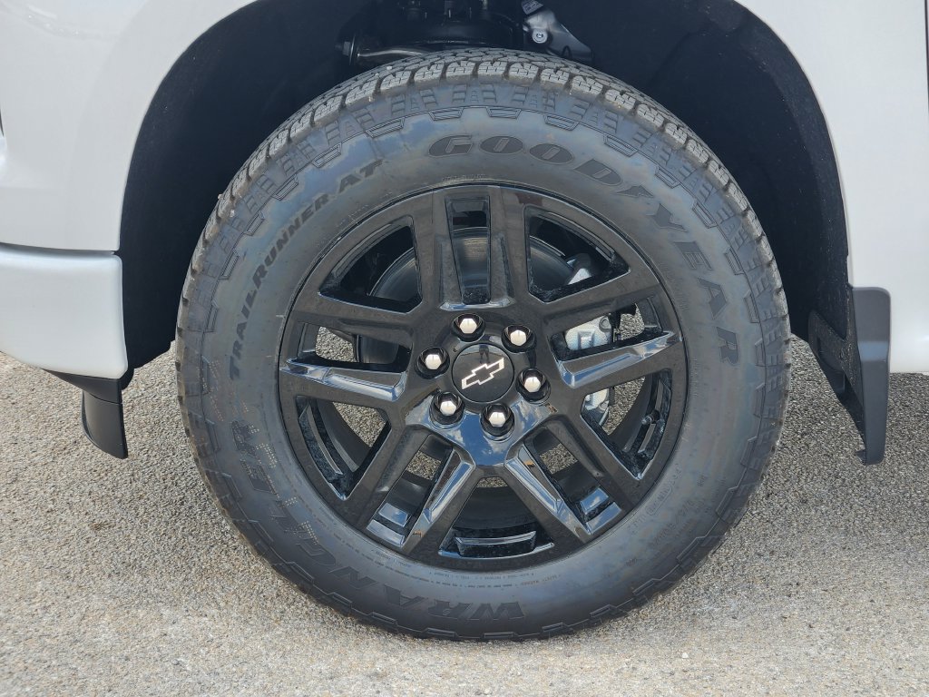 New 2026 Chevrolet Silverado 1500 RST AWD/4WD image 7